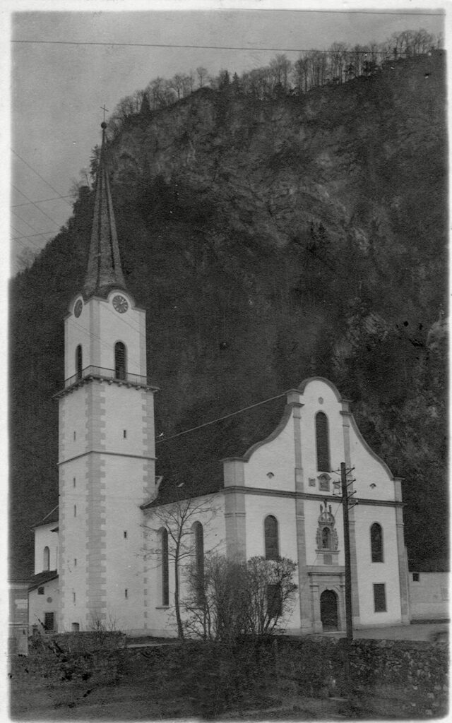Pfarrkirche St. Karl Borromäus, Historische Ansicht